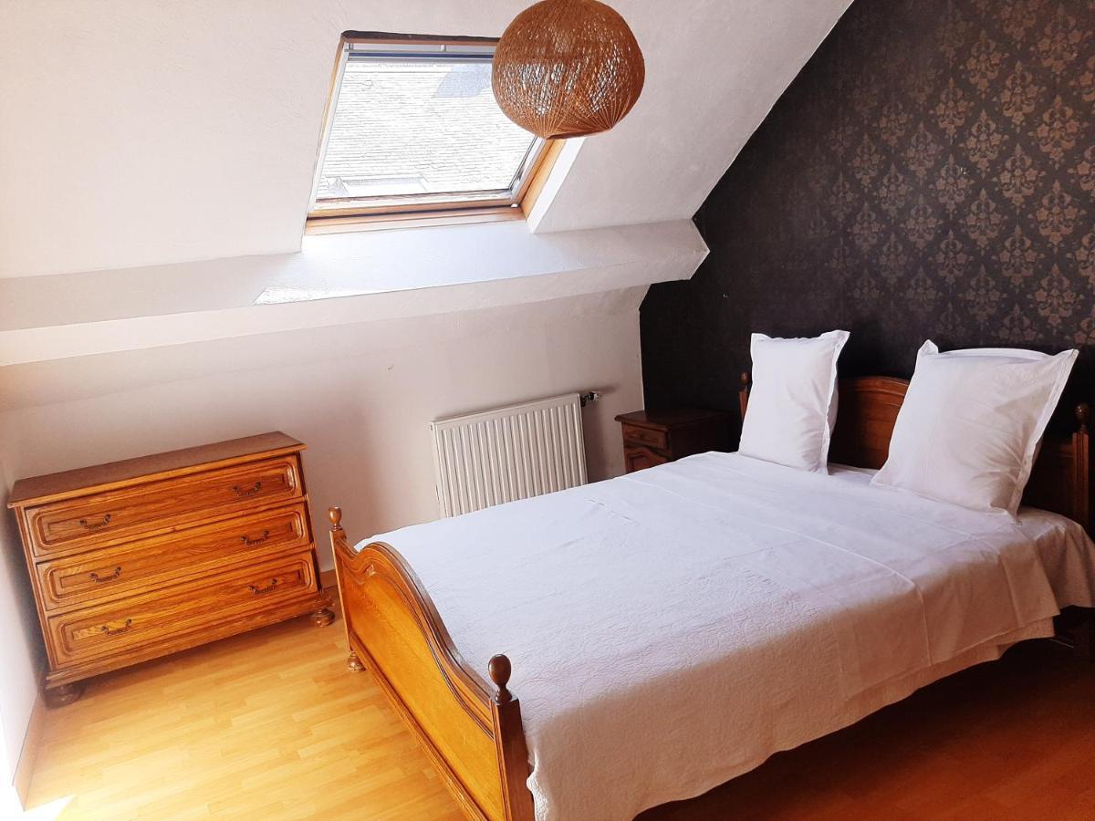 Golden Lion Bed & Breakfast Bouillon Exterior photo